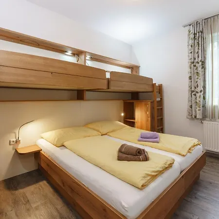 Easyapartments Riverside *