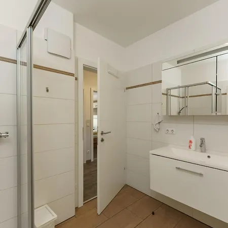 Easyapartments Riverside Apartment *