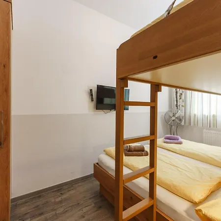 Easyapartments Riverside *
