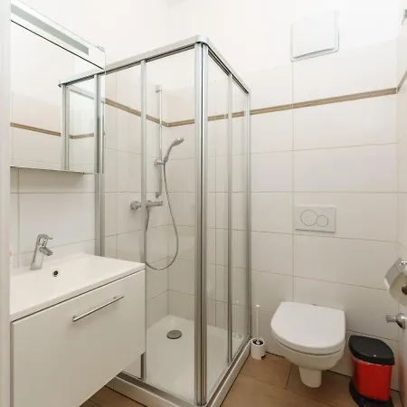 Easyapartments Riverside Apartment