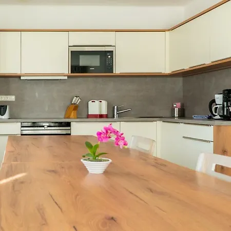 Easyapartments Riverside Daire