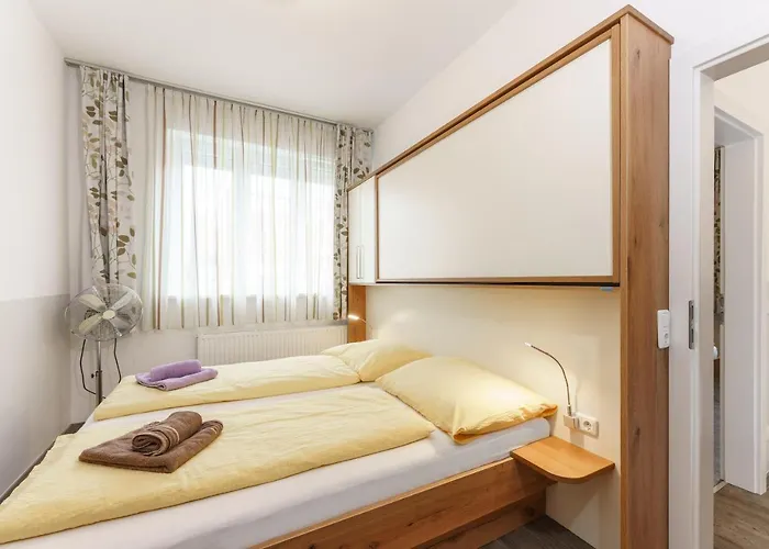 Easyapartments Riverside Apartment