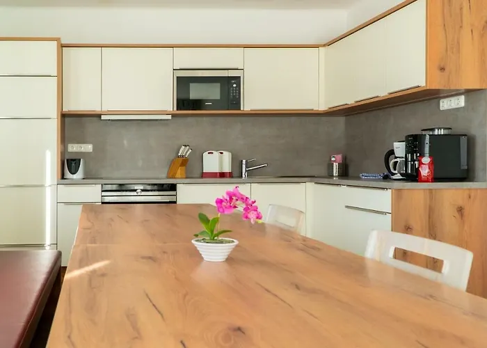 Easyapartments Riverside Apartment