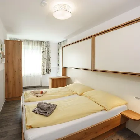 Easyapartments Riverside Salzburgo